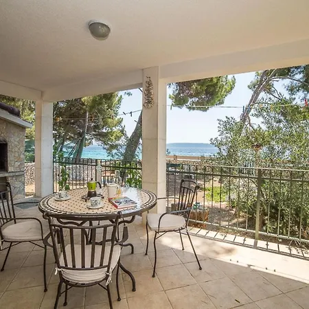 בית נופש Summer House On Beach I